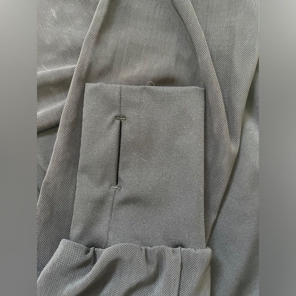 Buff bunny, mesh, pullover, size small - Picture 3 of 7